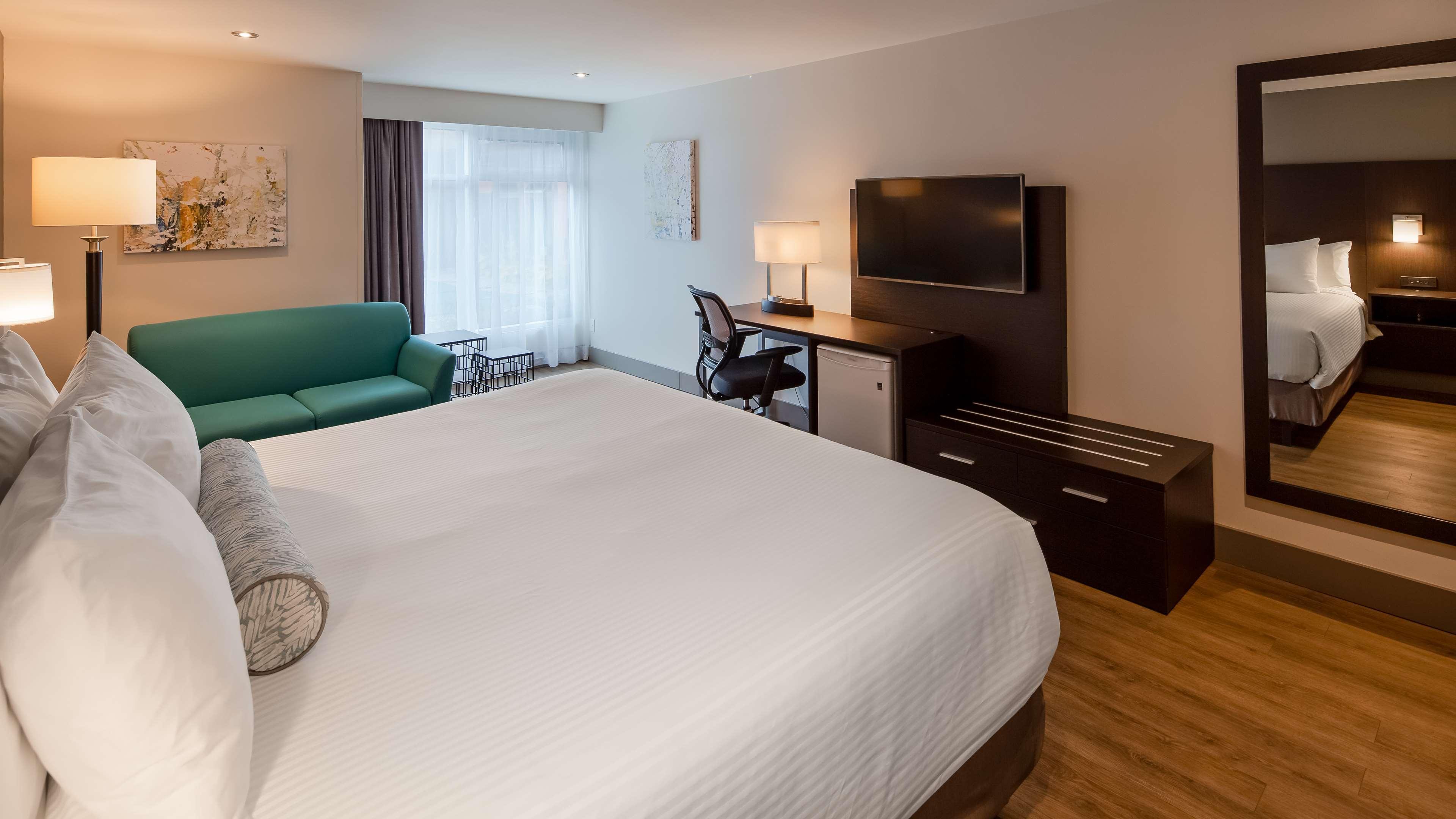 เบสท์ เวสเทิร์น โฮต็ล เซนต์ เจอโรม Hotel Saint-Jerome ภายนอก รูปภาพ