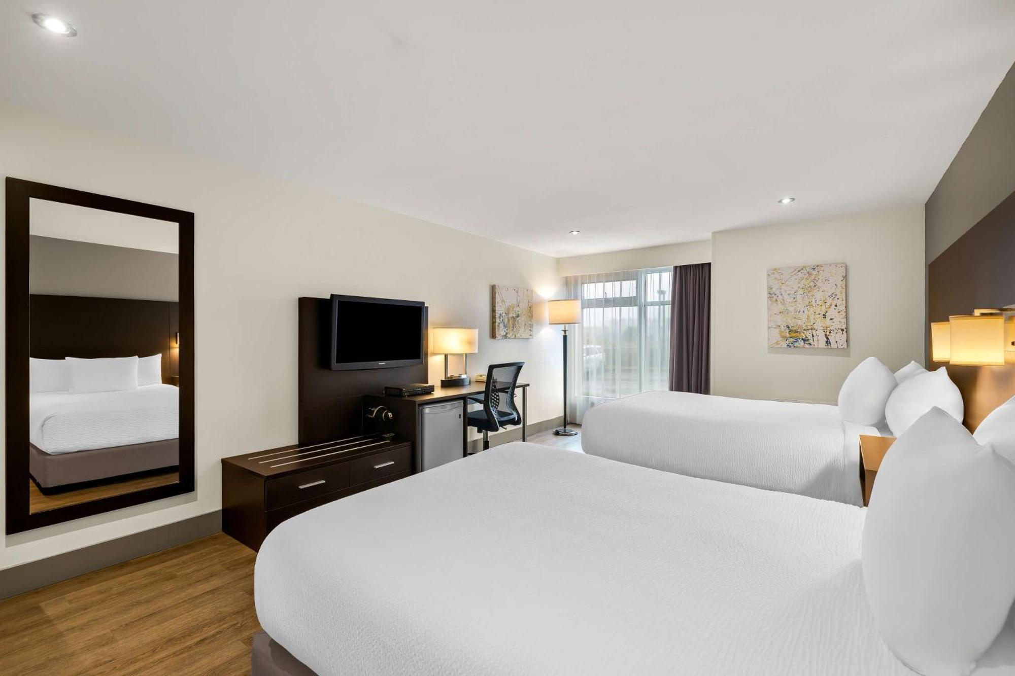 เบสท์ เวสเทิร์น โฮต็ล เซนต์ เจอโรม Hotel Saint-Jerome ภายนอก รูปภาพ