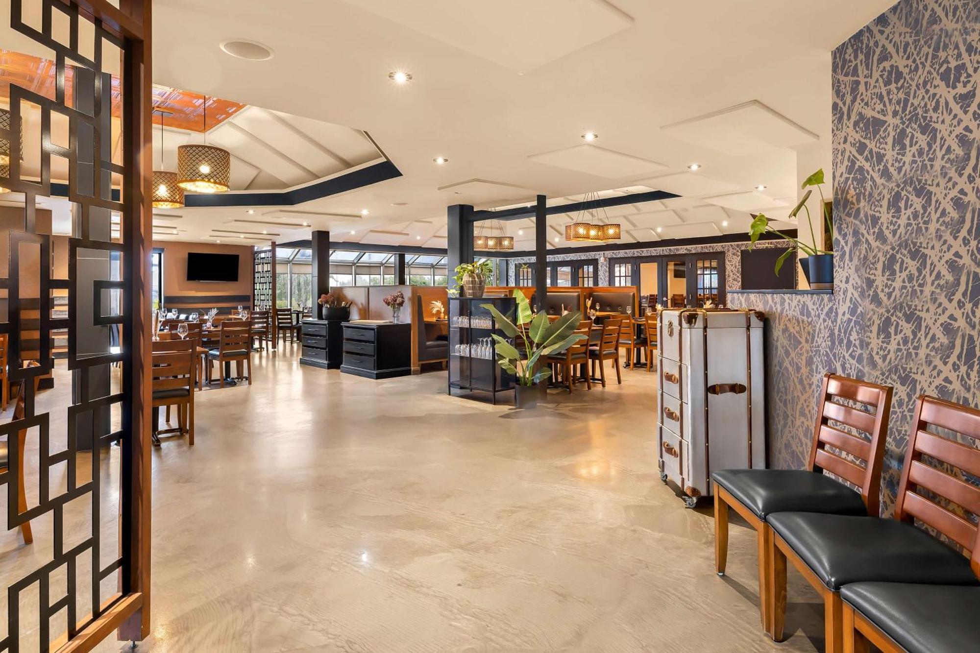 เบสท์ เวสเทิร์น โฮต็ล เซนต์ เจอโรม Hotel Saint-Jerome ภายนอก รูปภาพ